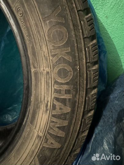 Yokohama Ice Guard IG65 215/65 R17