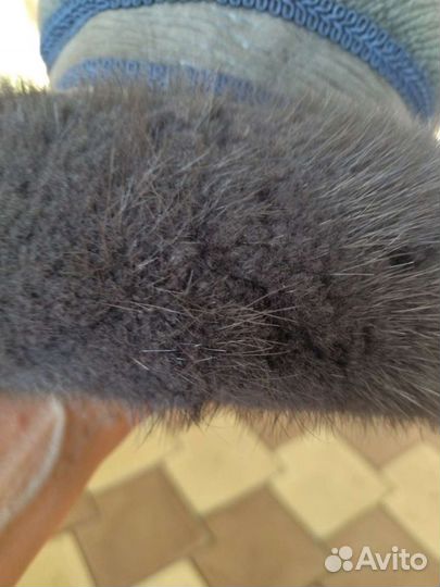 Шапка кожаная с норковым ободком женская