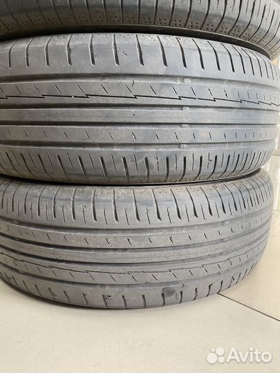 Yokohama BluEarth AE50 215/65 R17 99V