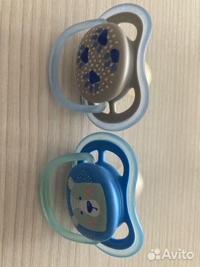 Пустышка avent от 6-18 месяцев