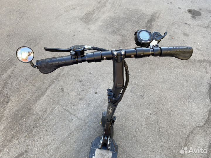 Электросамокат Speedway Leger