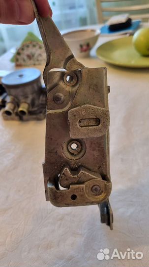 Замки дверей газ 3110