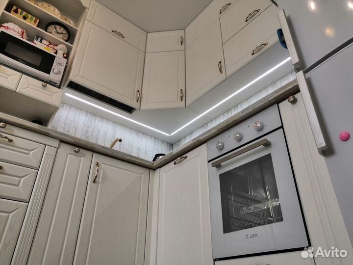 Кухня угловая. Цена за всю кухню ксп:33863