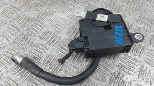 Клемма аккумулятора плюс audi A8 D3 (HEA28NC01)