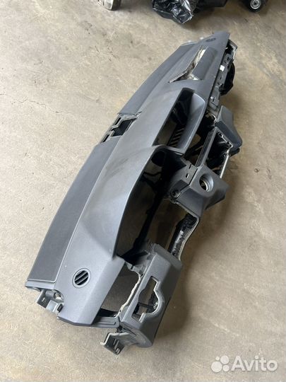 Mercedes w212 торпедо