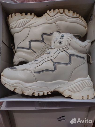 Кроссовки женские зимние 38 размера