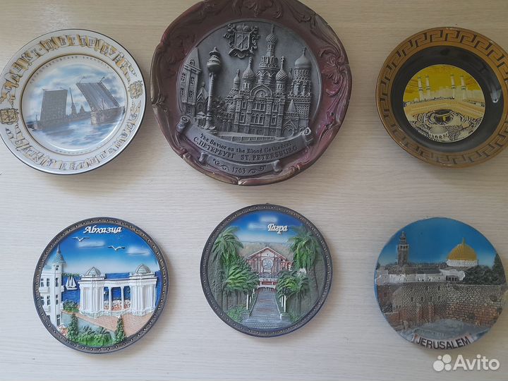 Декоративные тарелки городов