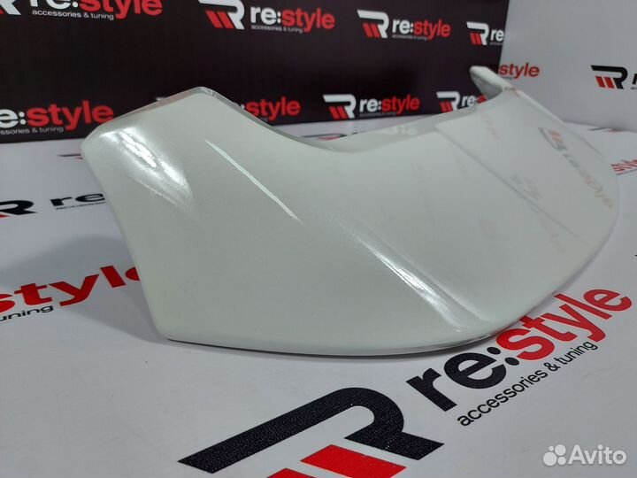 Спойлер Наверх Mitsubishi Outlander 12-19г Белый К