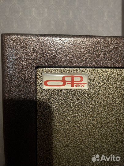 Оружейный сейф