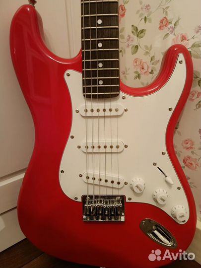 Электрогитара fender squier stratocaster