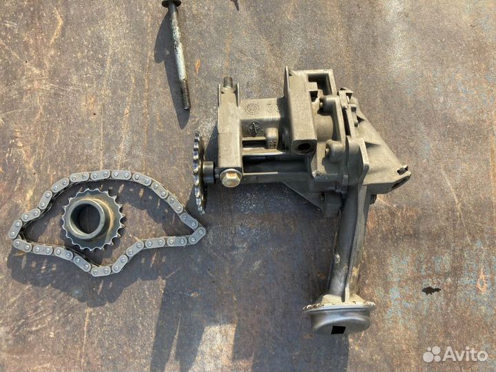 Масленый насос Рено K7J700 1.4-1.6л. Ларгус, Логан