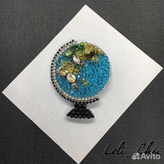 Брошь ручной работы