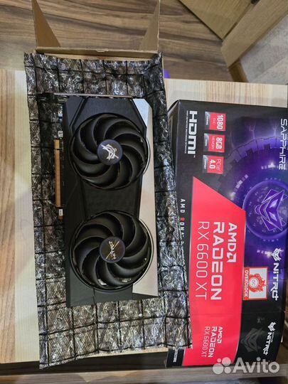 Sapphire Nitro + AMD Radeon RX 6600 XT 8GB