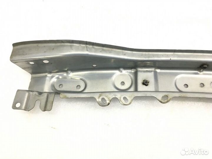 Усилитель бампера передний Mitsubishi Outlander