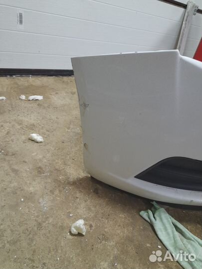 Бампер передний на chevrolet cruze 2010