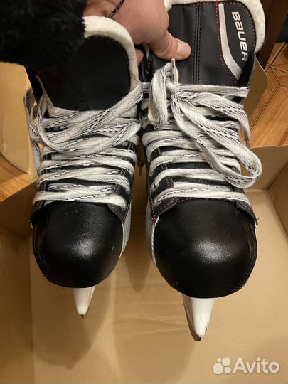 Коньки хоккейные. 43 размер