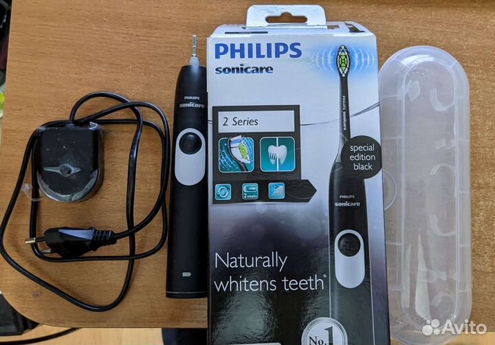 Электрическая зубная щетка Philips на гарантии