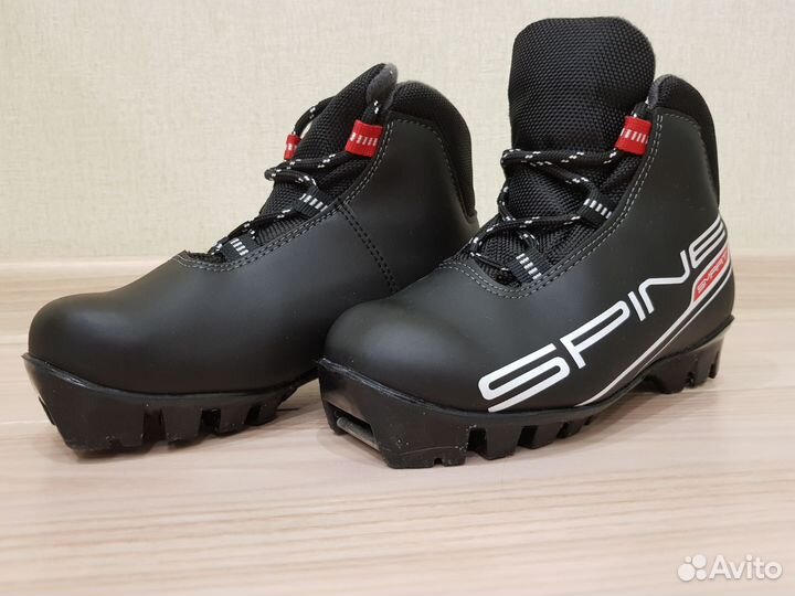 Лыжные ботинки spine smart