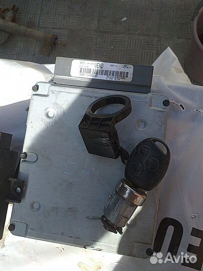 Ford mondeo1-2 focus 1 escort zetec 1.6l эбу блок