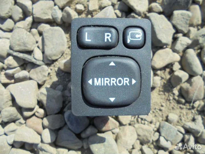 Блок управления зеркалами Toyota Vitz KSP130