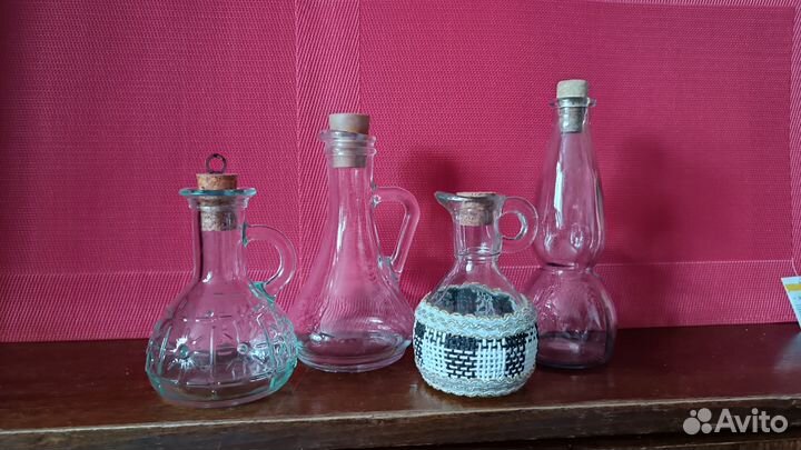 Набор стеклянных бутылочек