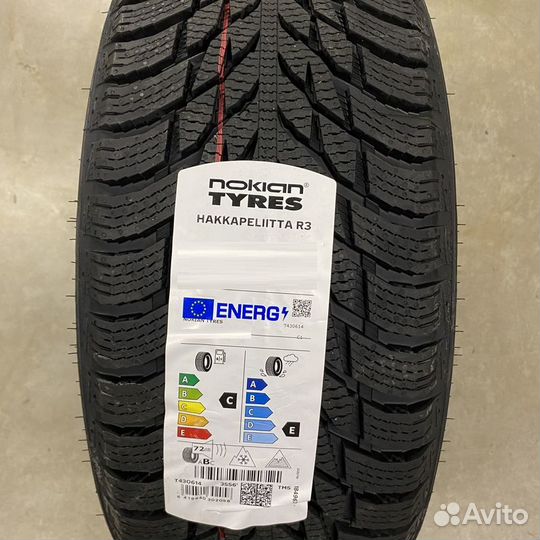 Nokian Tyres Hakkapeliitta R3 215/60 R16 99R