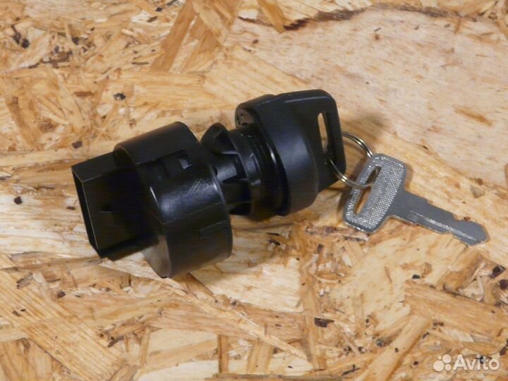 Замок зажигания для Can-Am Outlander 400