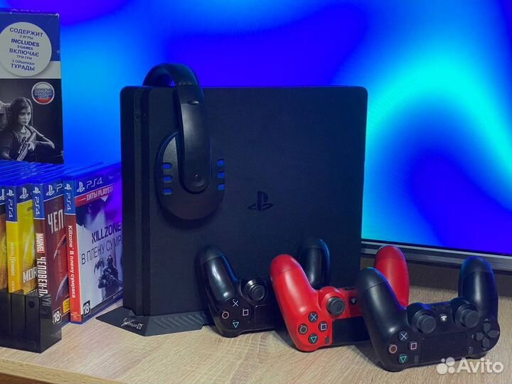 Ps4 slim 1Tb+ 3геймпада+Gta 5