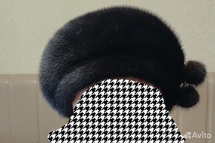 Берет женский норковый