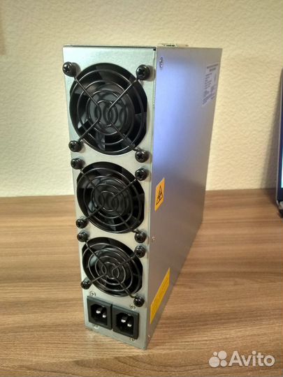 Блок питания Antminer S19J Pro 96 Th