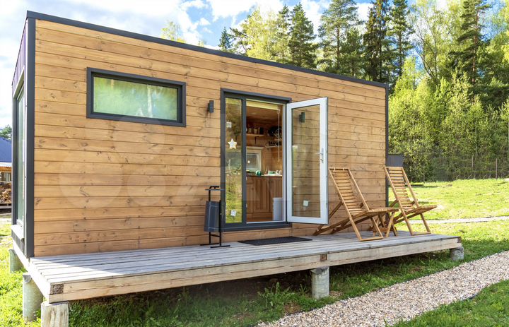 Дом 18 м² на участке 1,5 га