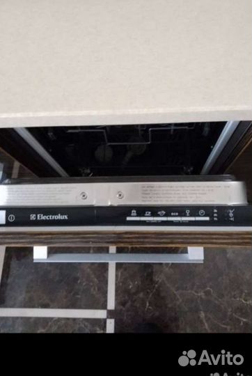 Посудомоечная машина Electrolux 60