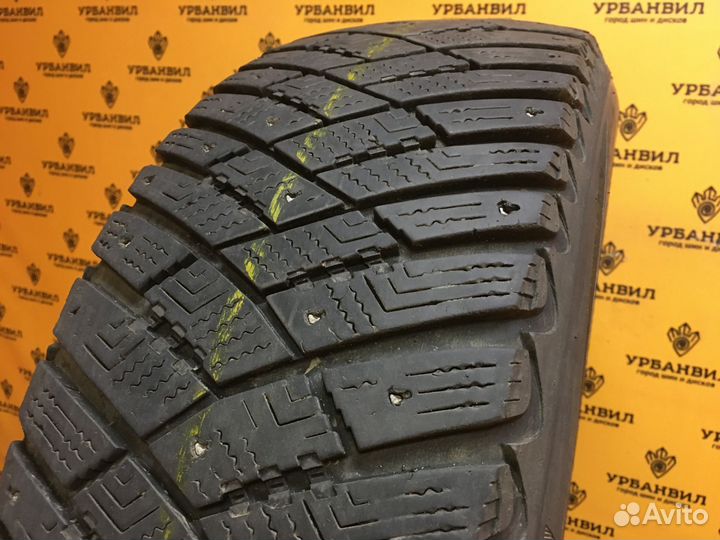 Goodyear Ultragrip Ice Arctic 215/65 R16 98T