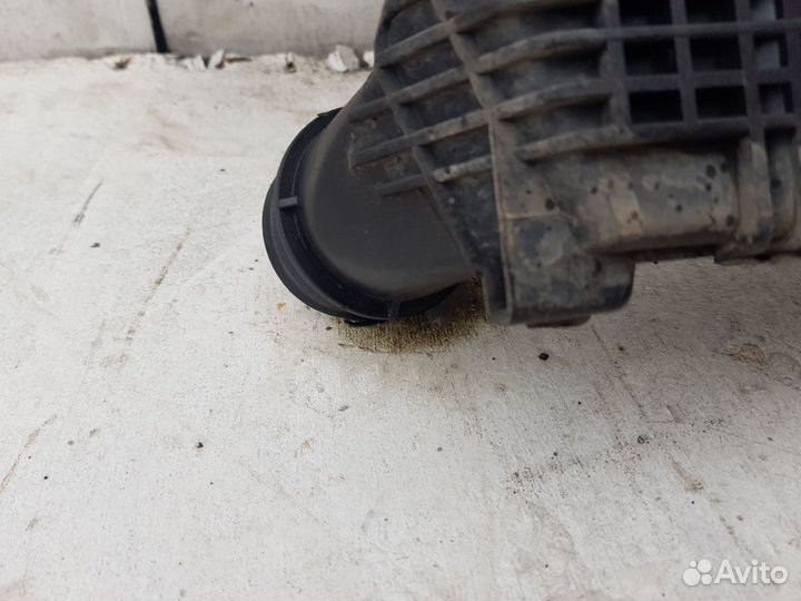 Интеркулер Skoda Yeti 1K0145803BM