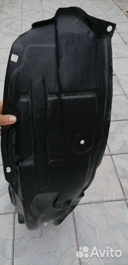 Подкрылок Toyota corona premio/carina передний