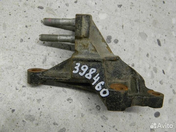 Кронштейн двигателя правый Kia Cerato LD 2004-2008