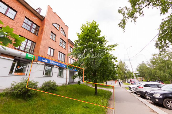 Продам помещение свободного назначения, 382.9 м²