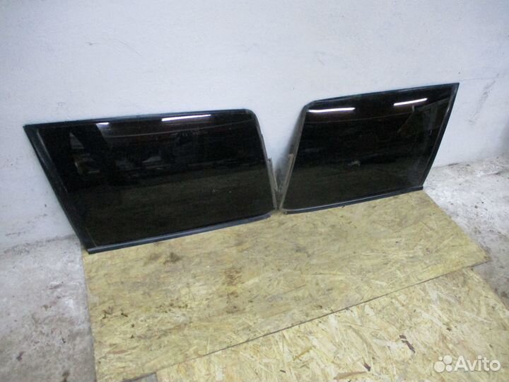 Боковое правое стекло багажника Ниссан Патрол Y 61