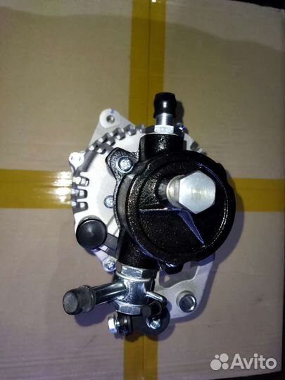 Генератор Mazda Bongo R2, RF 12V 70А Новый