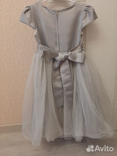 Платье для девочки праздничное