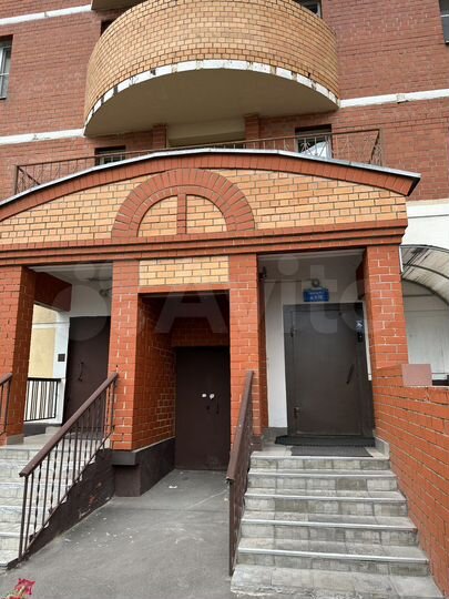 2-к. квартира, 63,1 м², 1/12 эт.