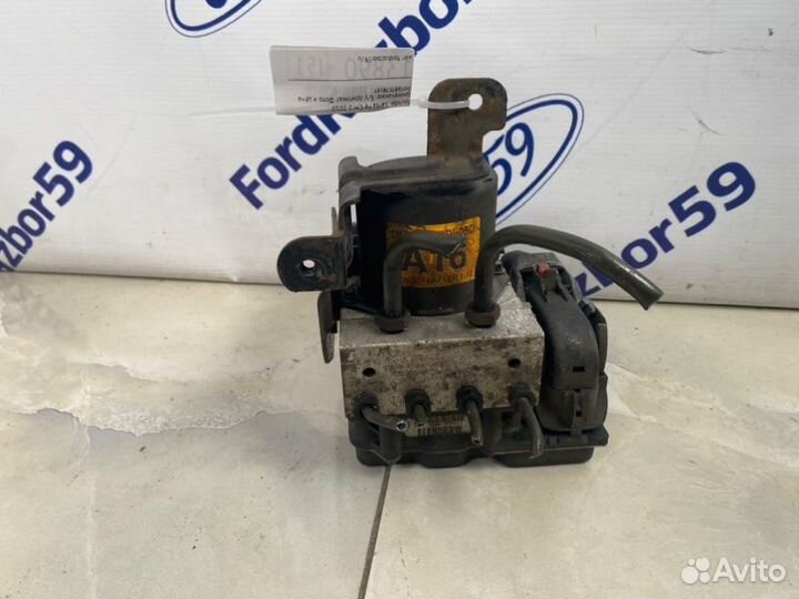 Блок ABS Hyundai Santa Fe CM 2.2 (D4HB) 2010