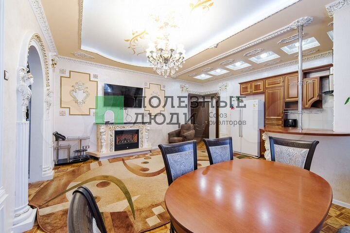 3-к. квартира, 128,8 м², 2/2 эт.