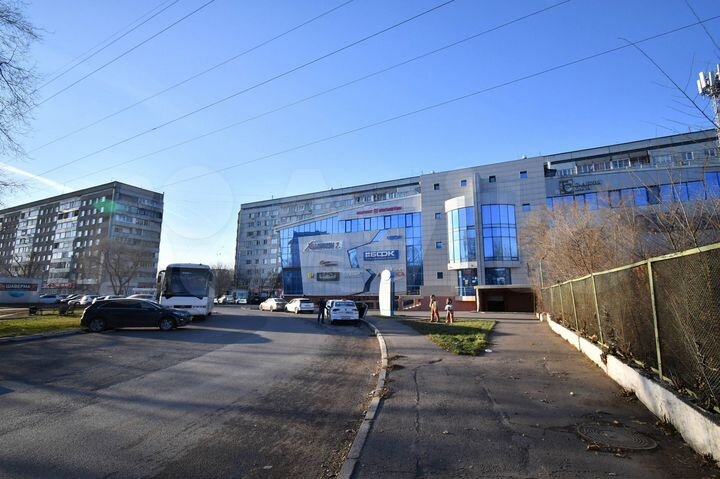 Торговая площадь, Металлургов пр-кт., 8А