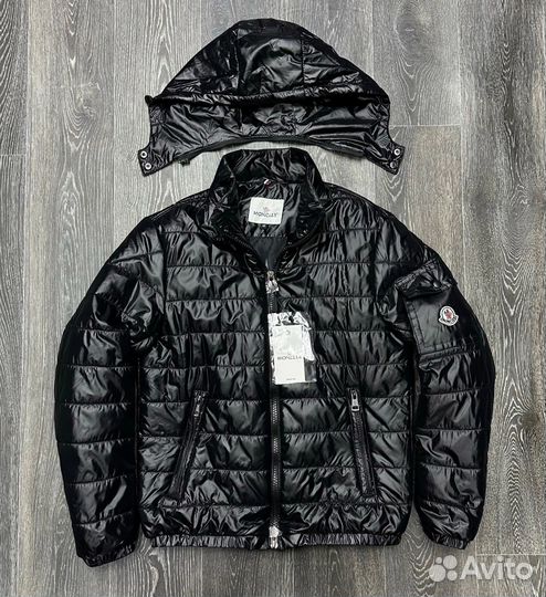 Стильные куртки осень moncler 2024