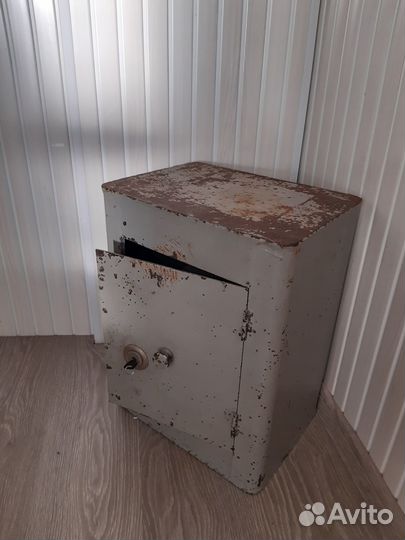 Сейф металлический СССР