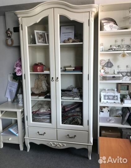 Библиотека из массива Прованс