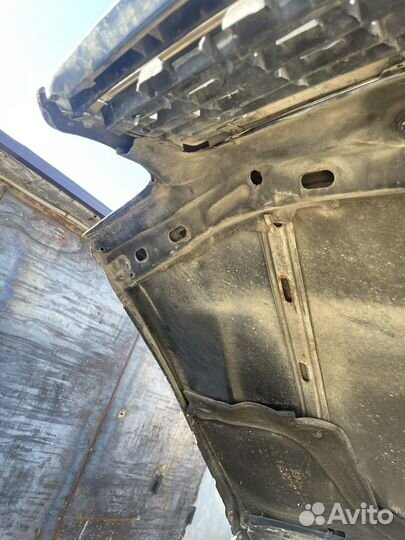 Капот mercedes w202