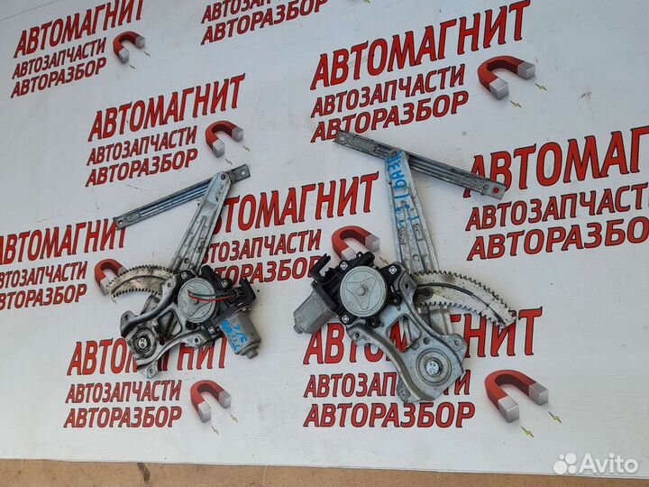 Стеклоподьемник задний Ниссан Тиида С11 Европа