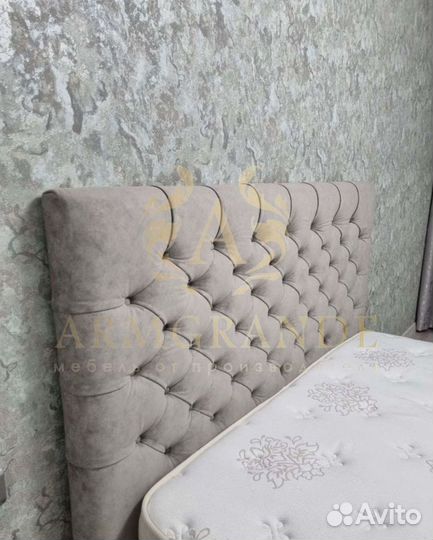 Кровать двуспальная